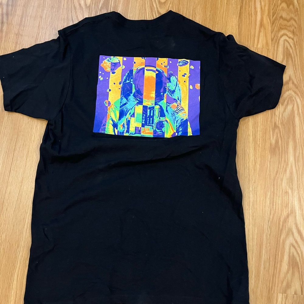 NASA tshirt - Picture 3 of 3